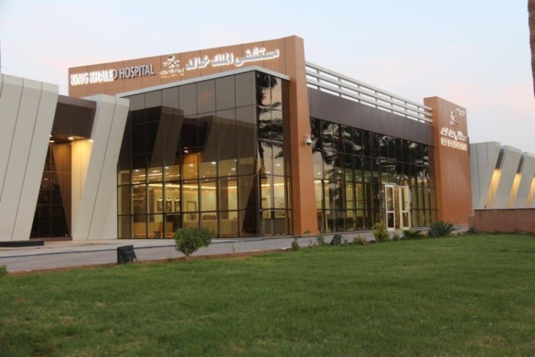 تدخل طبي ناجح في مستشفى الملك خالد بتبوك مع حالة مصاب في حادث مروري