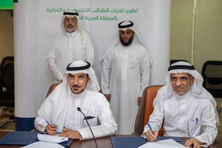 “البيئة” تطلق مشروع تطوير تقنيات الطحالب الاقتصادية والتجارية بالمملكة