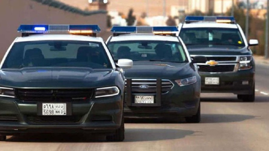 القبض على مواطنين عبثا بأحد أجهزة الرصد الآلي “ساهر” بمكة