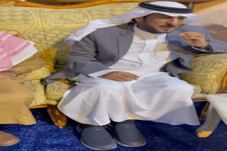 “تُمسي على حُرفاً .. كالجمر تستعظُ ” .. بالفيديو: أمسية شعرية للأديب “محمد السيد النعمي”