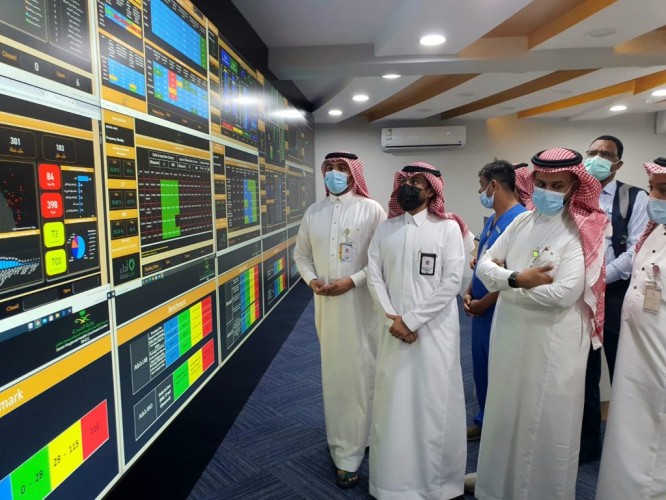 مدير القطاع الصحي الجنوبي يزور المركز الإقليمي للقيادة والتحكم بصحة جازان