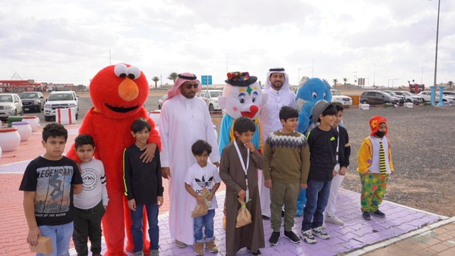 مدير التعليم بالقريات يدشن مبادرة “ماذا أريد من العالم”