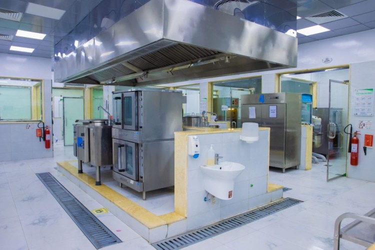 الصافي يفتتح مشروع تحسين وتطوير قسم التغذية بمستشفى الملك خالد بحفر الباطن