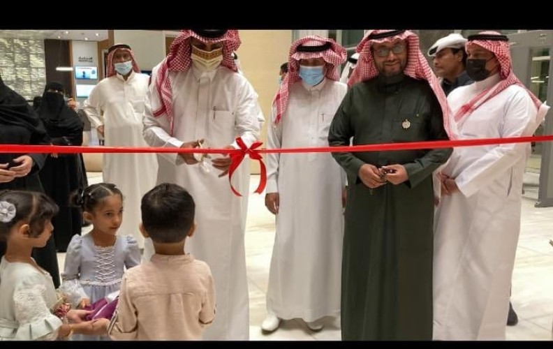 الفنانة عنود حمزي تقيم معرضها الأول برعاية جمعية الثقافة والفنون بجازان