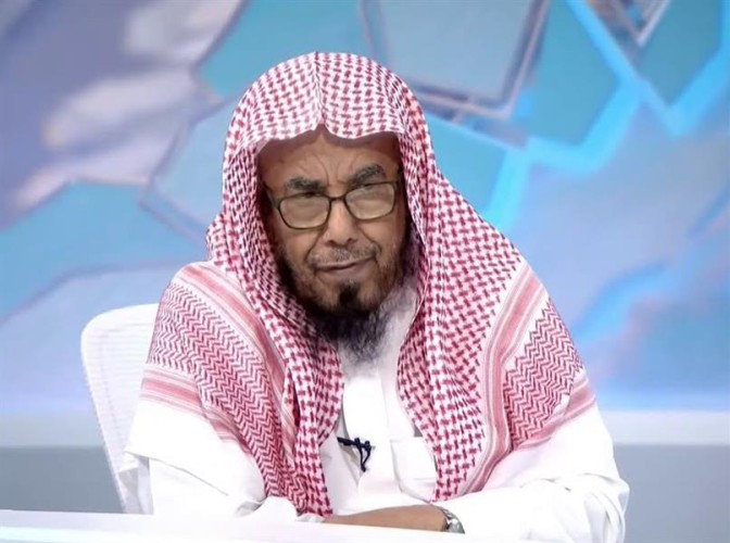 الشيخ “المطلق” : أخذ الرجل بخاطر زوجته ومشاورتها عبادة تقربه من الله.. ورسالتي للمحاميات “اتقين الله”