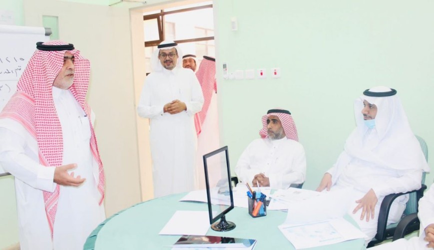 مدير‫ تعليم تبوك ‬يدشن البرنامج التدريبي ” إدارة الأداء الوظيفي لشاغلي الوظائف الإدارية”