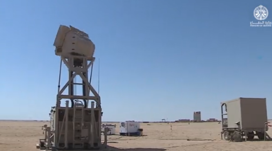 بالفيديو: قوات الدفاع الجوي تنفذ تدريب لمنسوبيها على الأنظمة المضادة للصواريخ الباليستية والطائرات المسيرة