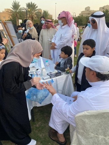 فريق رواية عطاء التطوعي ينظم فعالية احتفالية باليوم العالمي للسكري في حديقة حي الفلاح بالرياض
