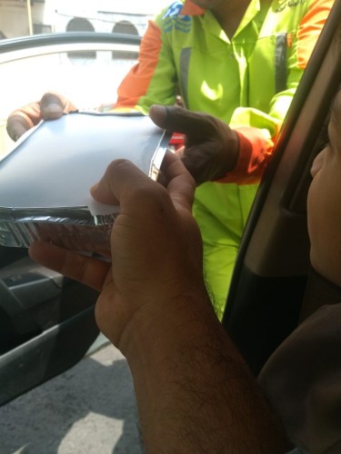 سواعد الحي بمركز المسفلة يوزع 300 وجبة ساخنة