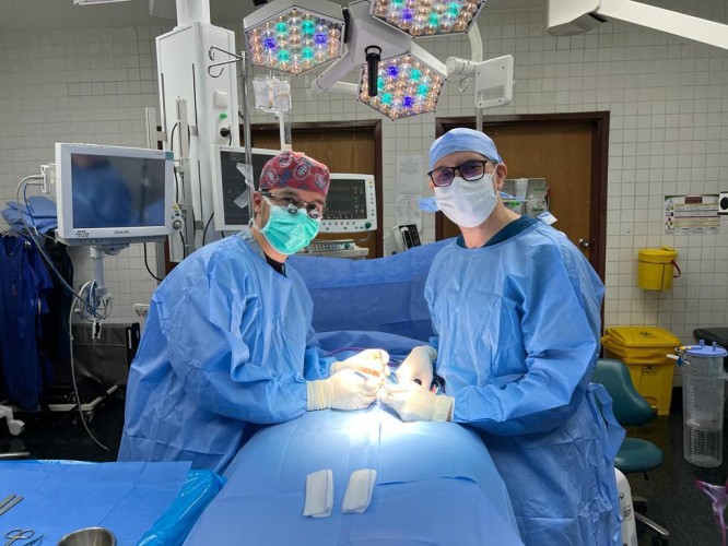 فريق طبي بمستشفى الملك سلمان ينقذ مولوداً من مرضٍ عصبي نادر