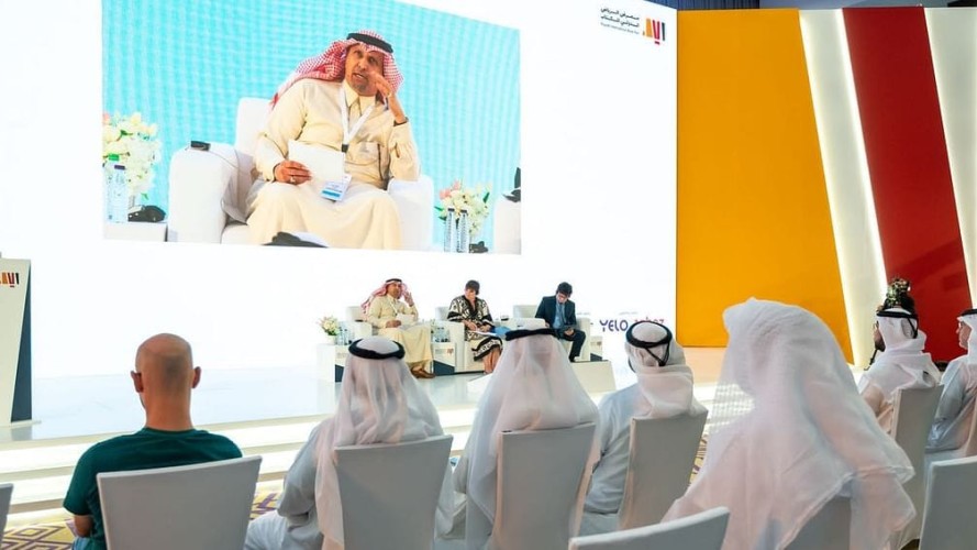 انطلاق مؤتمر الناشرين بمناقشة النشر الورقي وتقنيات الكتاب الصوتي