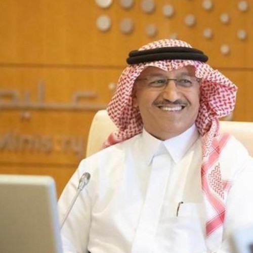 وزير التعليم يصدر قراراً بتمديد التكليف لعدد 14 مديراً للتعليم في المناطق