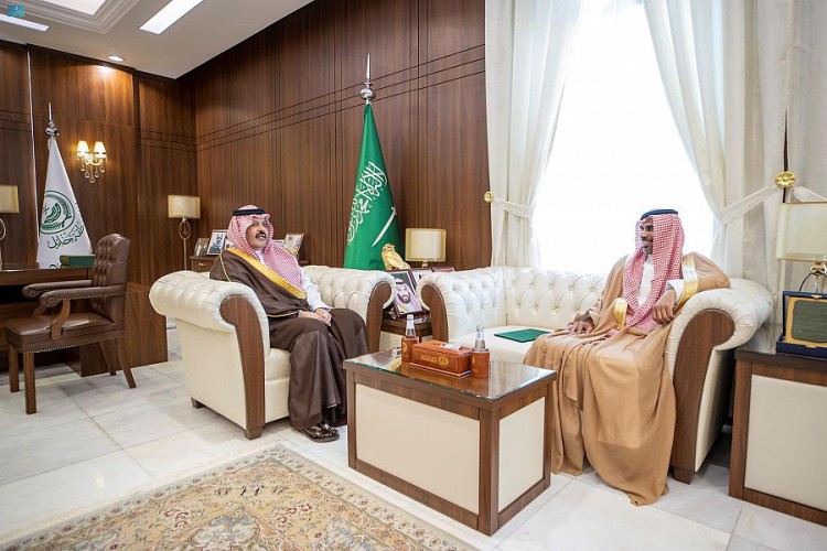 سمو أمير حائل يطّلع على خطة عمل جمعية داعم للإسكان التنموي بالمنطقة