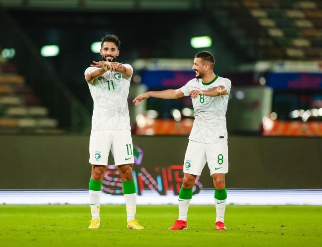 الأخضر يتغلب على منتخب مقدونيا في الودية الأولى بمعسكر أبوظبي