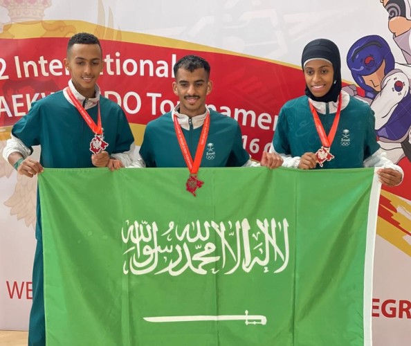 دنيا والظافري يخطفان الوصافة الدولية في صراع التايكوندو السميح يتقدم عالمياً