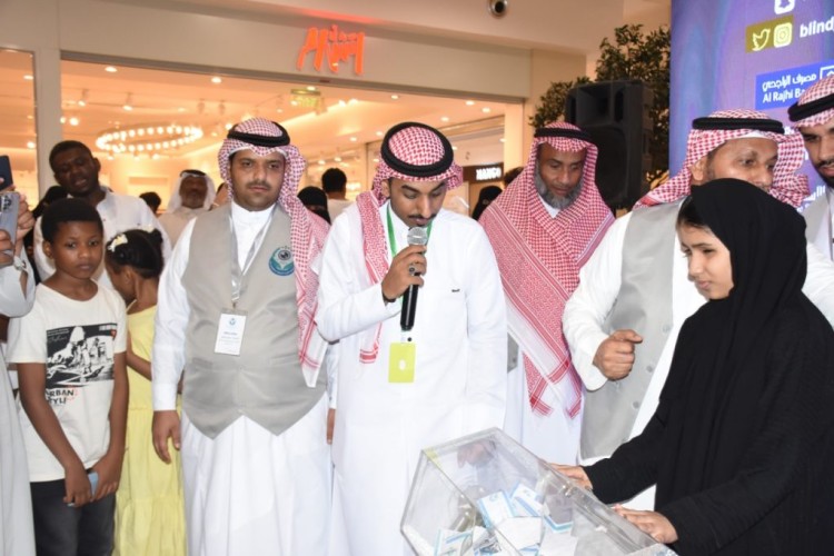 فريق عضد التطوعي يشارك تنظيميًا وإعلاميًا في اليوم العالمي للعصا البيضاء