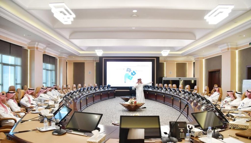 إمارة جازان تطلق المرحلة الثانية من برنامج تطوير القيادات الإدارية بالمنطقة ..