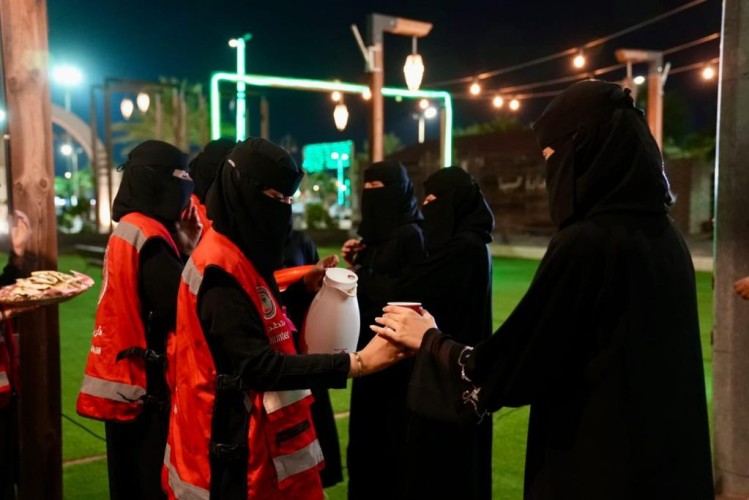 بلدية صبيا تُشارك الهلال الأحمر التوعية بسرطان الثدي