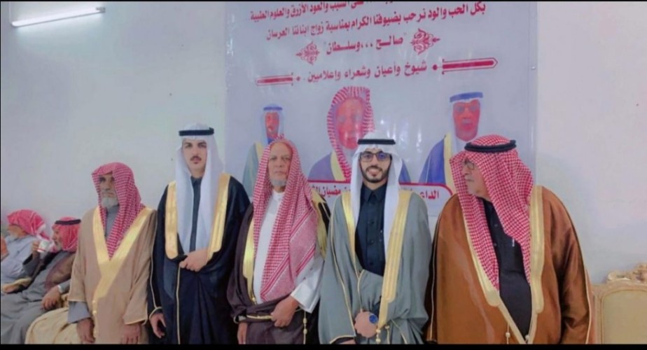 في كرنفال شعري .. “ضحيان عبدالله بن مضيان الشويلعي” يحتفل بزواج ابنائه “سلطان” و “صالح” في قصر الرواسي في الحليفة