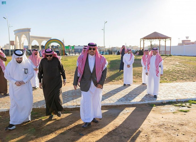 سمو أمير الحدود الشمالية يتفقّد حديقة الأطفال بمحافظة طريف