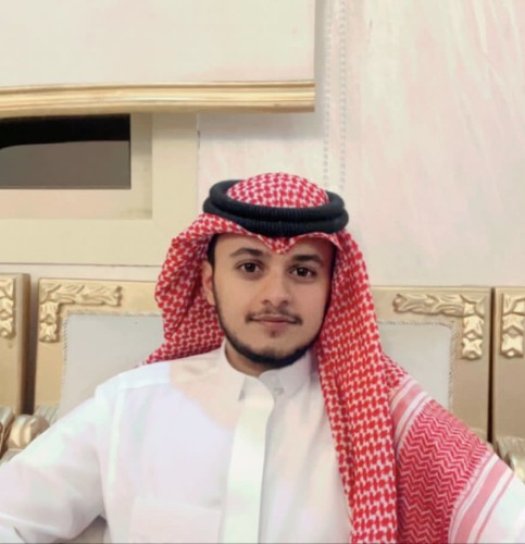 تخرج المهندس “عبدالمجيد بن عايد بن عبيد الشويلعي  الرشيدي” على شهادة البكالوريوس من الكلية التقنية بالمدينة