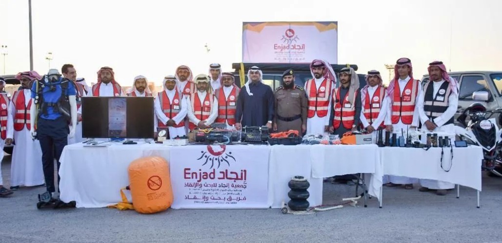 سمو محافظ الأحساء يطلع على جهود إدارة الدفاع المدني بالأحساء بالتعاون مع عدة فرق تطوعية