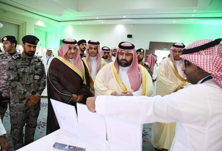 سمو نائب أمير جازان يرعى احتفال مناسبة اليوم العالمي لحقوق الإنسان بالمنطقة