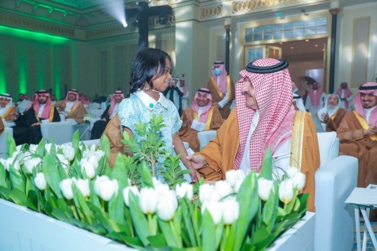 أمير الشرقية يرعى الحفل السنوي لجمعية إيثار لتنشيط التبرع بالأعضاء ويكرم الداعمين