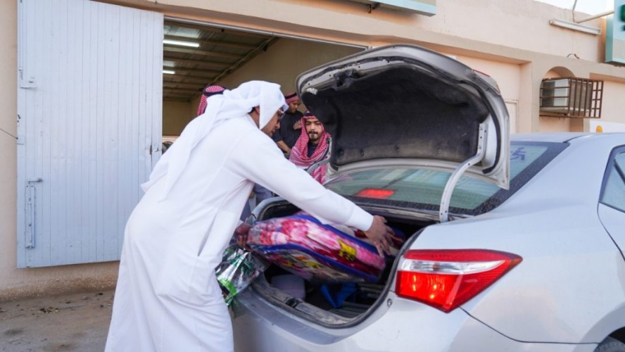 جمعية بر “النويعمة” توزع مساعدات عينية لمستفيديها