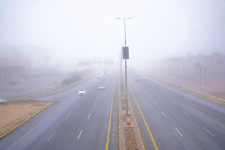 عرعر تشهد أجواء ضبابية كثيفة