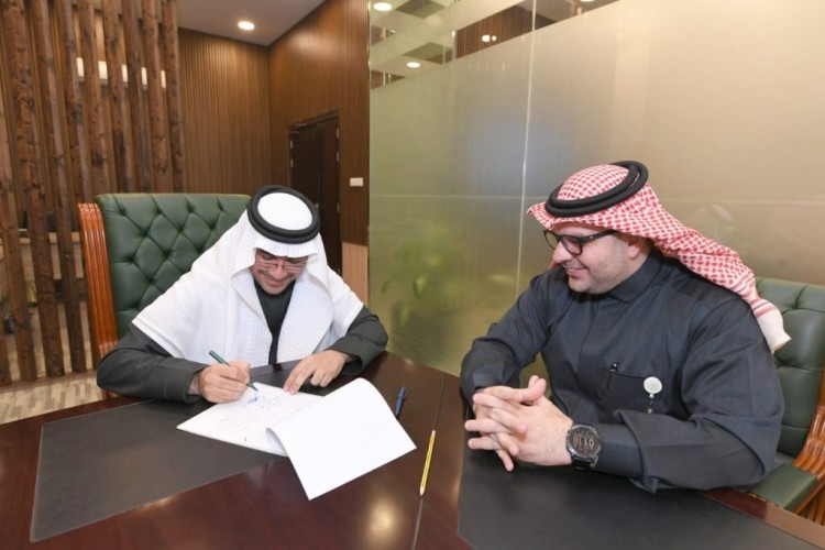 أمانة الشرقية ووكالة خدمات العملاء وتجربة العمل بوزارة الشؤون البلدية والقروية والإسكان يناقشان أهداف مؤشر التميز العملياتي