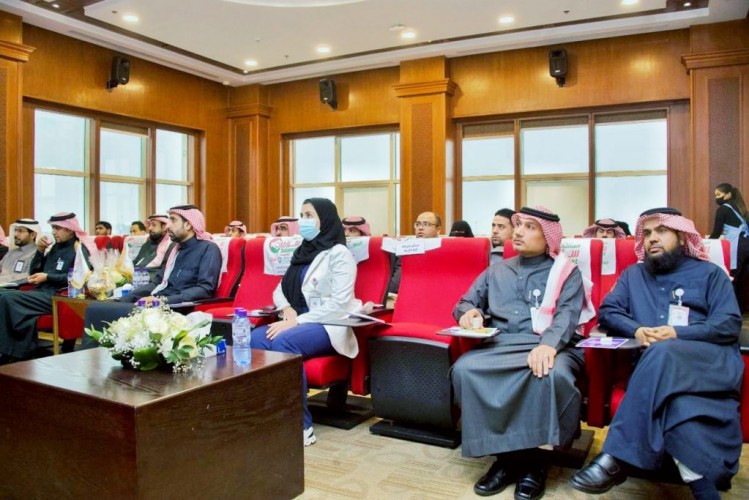 صحة حائل تنظم ندوة “الاجراءات التنظيمية والعلمية للأدوية الخاضعة للرقابة”