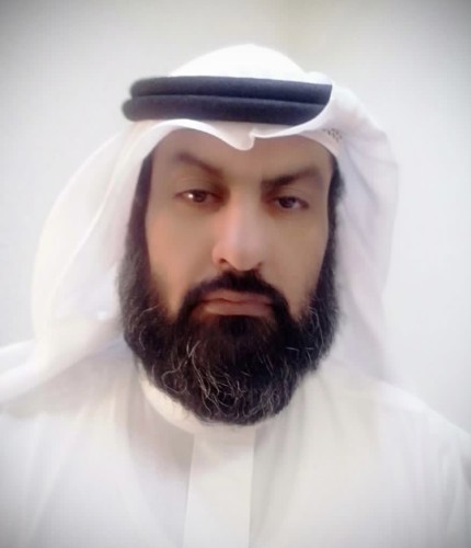 مدير عام تعليم حائل يقدم خطاب شكر وتقدير لمساعد مدير مكتب تعليم الحائط