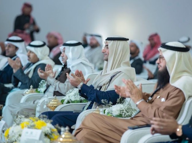 أمانة حفرالباطن تنظم ملتقى مدراء عموم النظافة الثاني تحت شعار (إيمان … فإتقان)