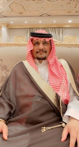 رجل الأعمال “عايد بن عبيد بن خلف بن شويلع” يهنىء العقيد نايف بن معتق الرشيدي بمناسبة صدور الأمر الملكي بترقيته لـ “رتبة عقيد”