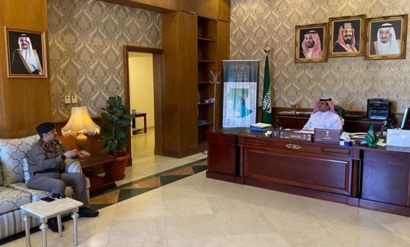 محافظ بيشة يستقبل قائد دوريات أمن الطرق ببيشة ويطلع على الأعمـال والمهــام الميدانيـــة