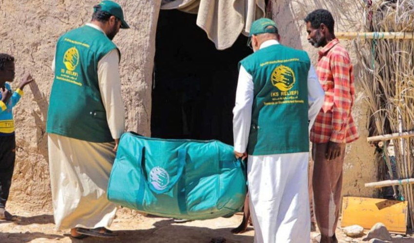 مركز الملك سلمان للإغاثة يدشن مشروع توزيع المساعدات الإيوائية الطارئة خلال موسم الشتاء في مديرية المسيلة بمحافظة المهرة