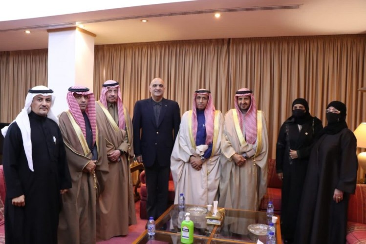 بحضور سفير المملكة .. رئيس الوزراء الأردني يستقبل وفد لجنة الصداقة البرلمانية السعودية الأردنية في مجلس الشورى