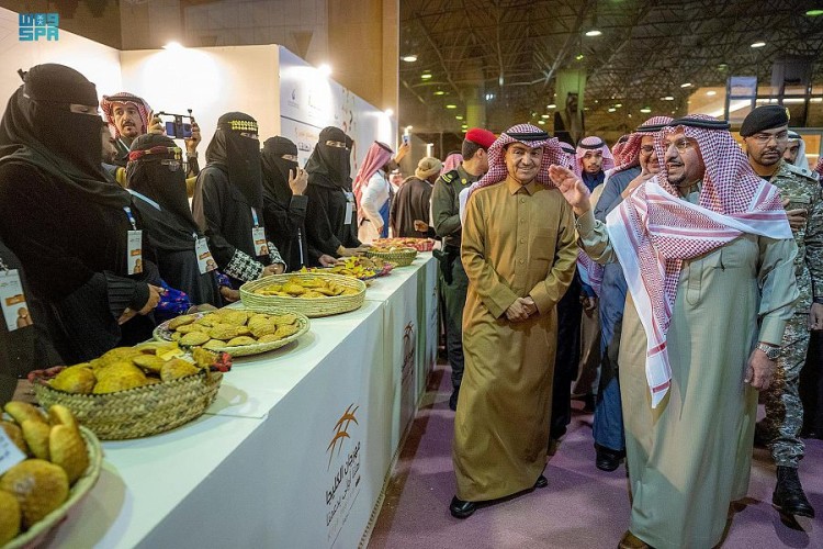 سموُّ أميرِ القصيم : الكليجا ماركة تجارية وعلامة بارزة للمنطقة