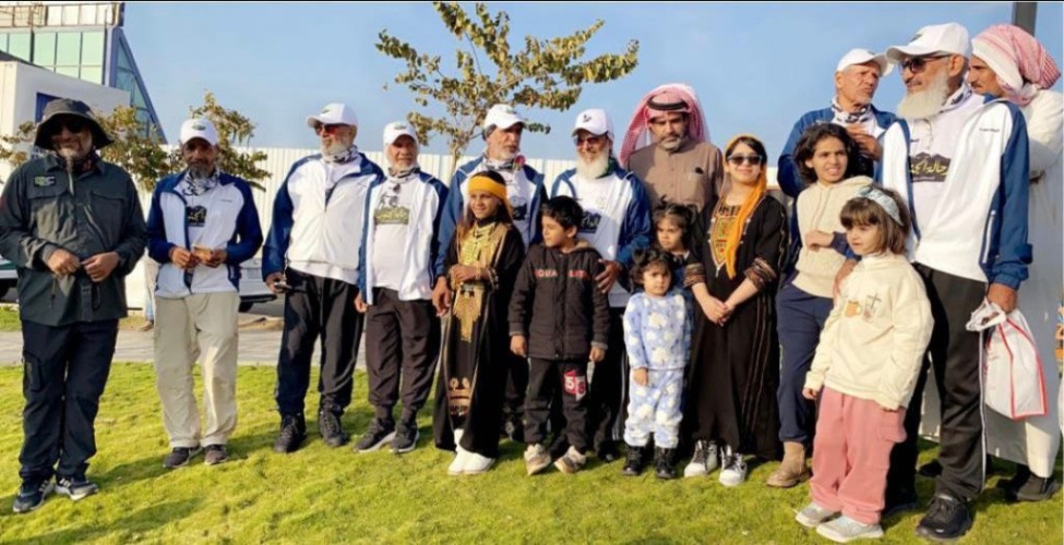 وقف الوالدين ونادي البر ينفذان مبادرة للتشجير في أبها بمشاركة (رحالة الجنوب)