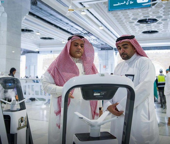 شؤون الحرمين تستحدث عددا من الخدمات الرقمية التي تعمل بالذكاء الاصطناعي دون الحاجة لتدخل بشري