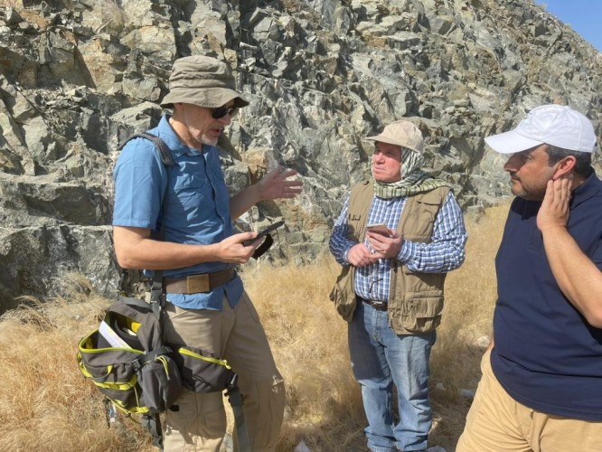 انطلاق اعمال اللجنة العلمية لمشروع التتابع الصخري للدرع العربي