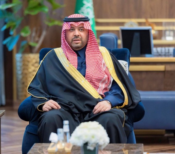 سمو أمير الحدود الشمالية يستقبل رئيس لجنة إصلاح ذات البين بالمنطقة