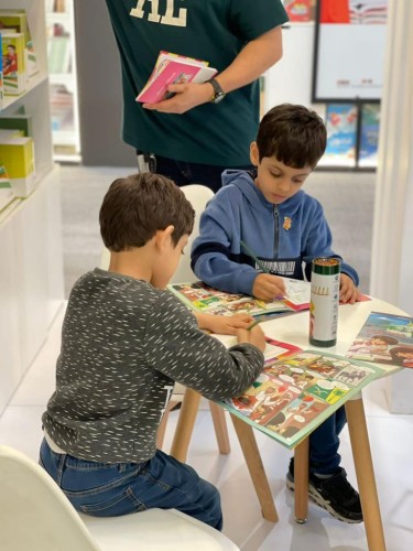 مركز الملك عبد العزيز للحوار الوطني يشارك في معرض الشرقية للكتاب 2023