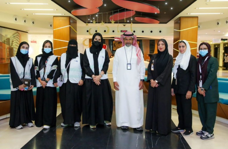 مستشفي الدكتور سمير عباس وأمانة جدة يرسمان السعادة والإبتسامة على وجوه المرضى في شهر الخير