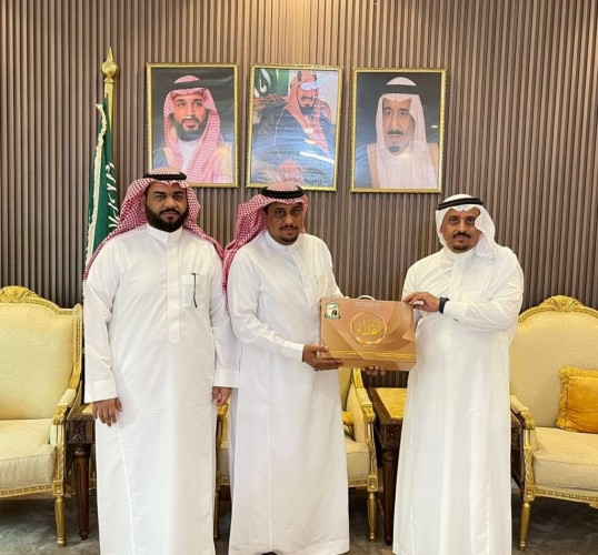 محافظ هروب المكلف يفعل مبادرة الإفتاء والفئة الغالية