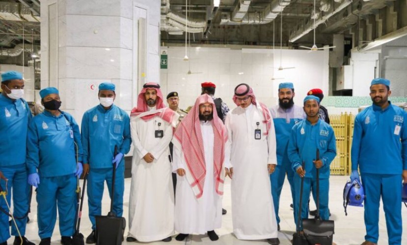 السديس يقف على أعمال الإدارة العامة للوقاية والرعاية الصحية بالمسجد الحرام