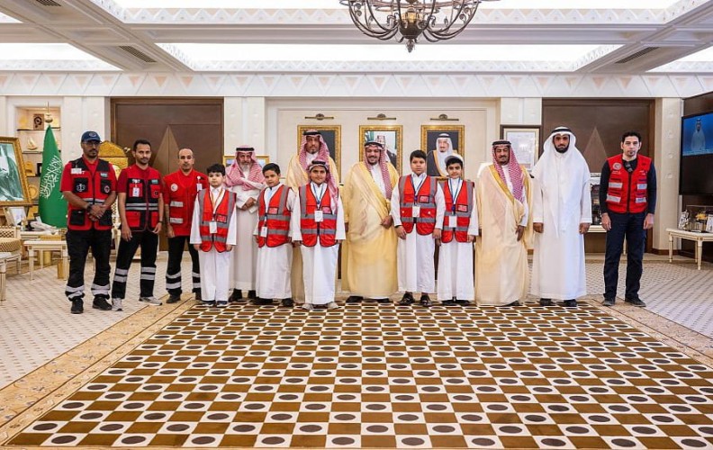 سمو أمير القصيم يطلع على برنامج هيئة الهلال الأحمر السعودي لتدريب النشء على مبادئ الإسعافات الأولية