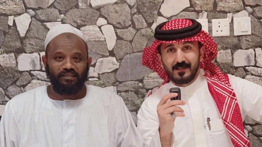 مقيم سوداني يستفزع أهالي تهامة قحطان بعسير للوقوف معه في محنته في دفع دية بـ225 ألفا