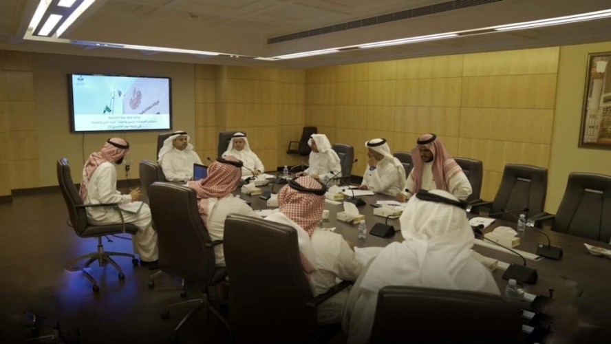 لجنة الحج والعمرة بـ”غرفة مكة” ونقابة السيارات تقودان حراكاً لتلافي معوقات موسم العمرة